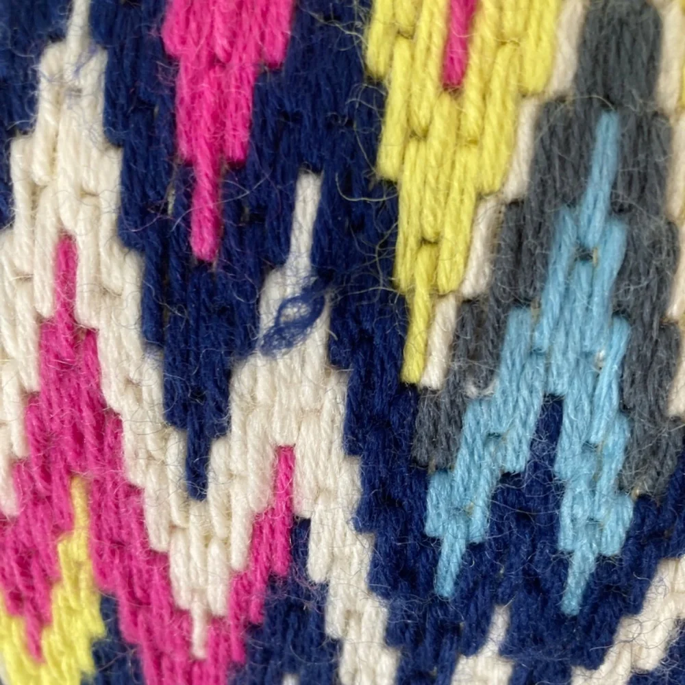 Jonathan Adler Bargello 20x20 Needlepoint Zigzag Throw Pillow Multicolor EUC